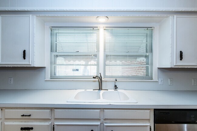 Building Photo - 3801 26th St