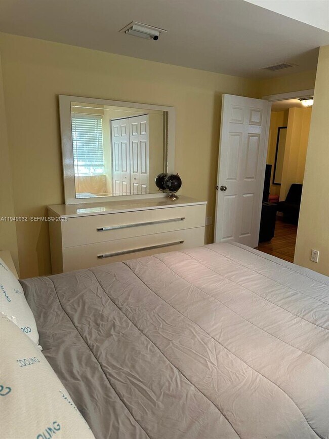 Building Photo - 1219 Meridian Ave