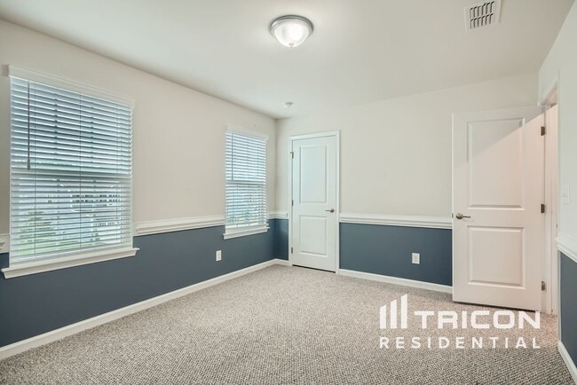 Building Photo - 1302 Harkey Creek Dr