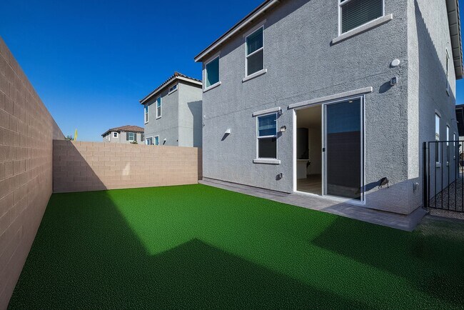 Building Photo - Brand New Home in the SW - 4 Bedrooms (One Down) + Loft