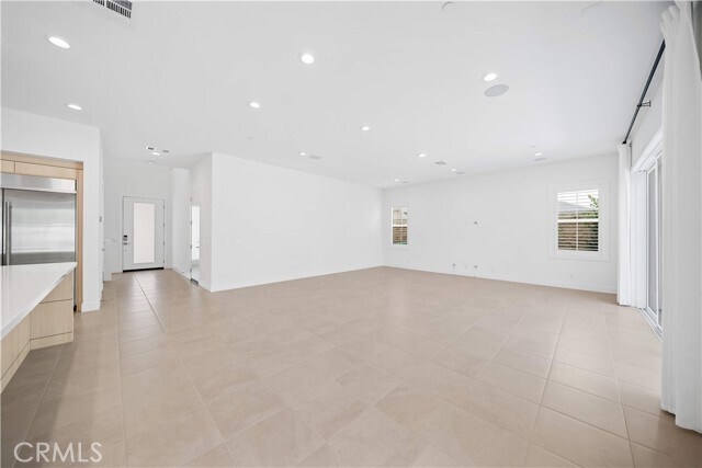 Building Photo - 360 Riverbend