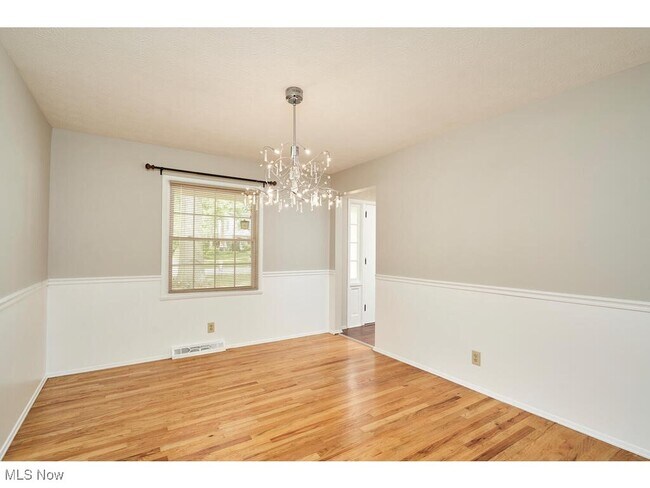 Building Photo - 2490 Coronado Ave