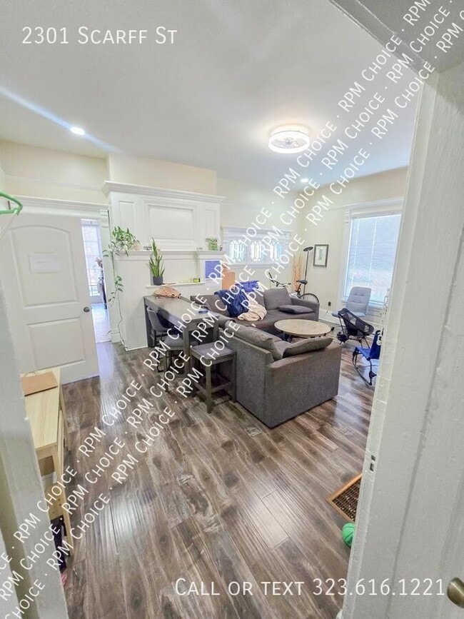 Building Photo - 2301 Scarff St