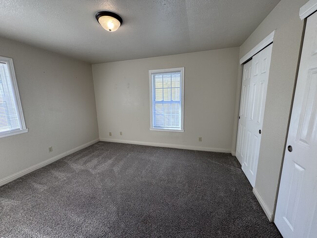 Building Photo - 4016 Liberty St