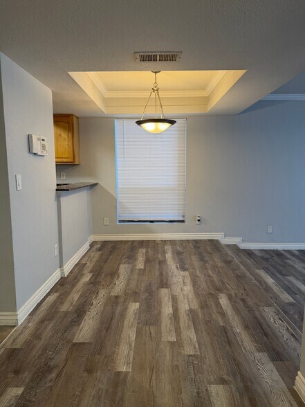 Building Photo - 3420 W Danbury Dr