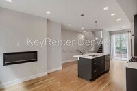Building Photo - 3820 N Zenobia St