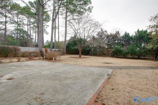 Building Photo - 6521 Chadwell Rd SW