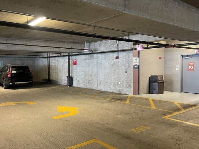 Building Photo - 737 W Washington Blvd