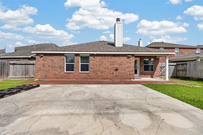 Building Photo - 2606 Cypress Springs Dr