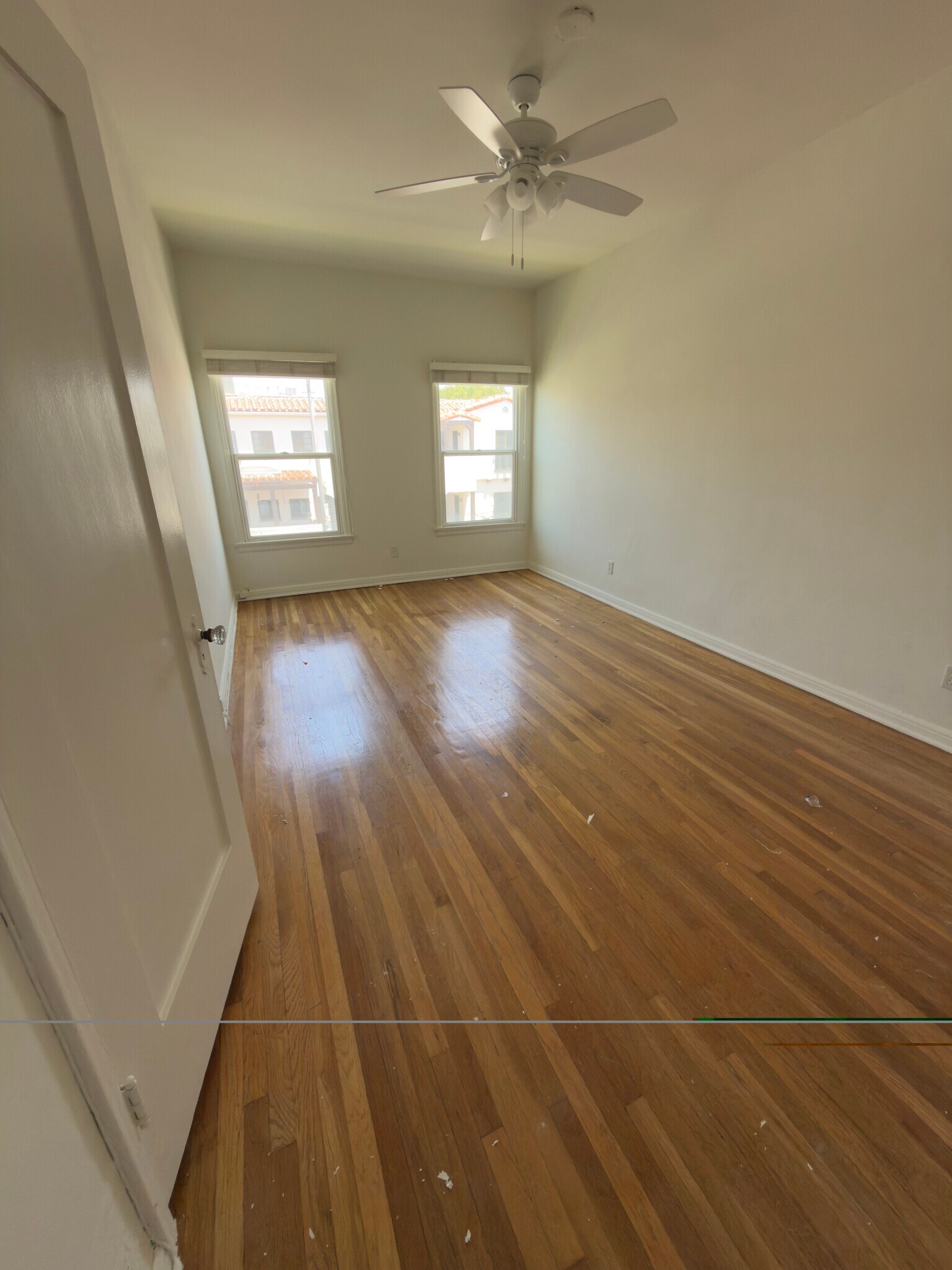 Bedroom - 464 N Spaulding Ave