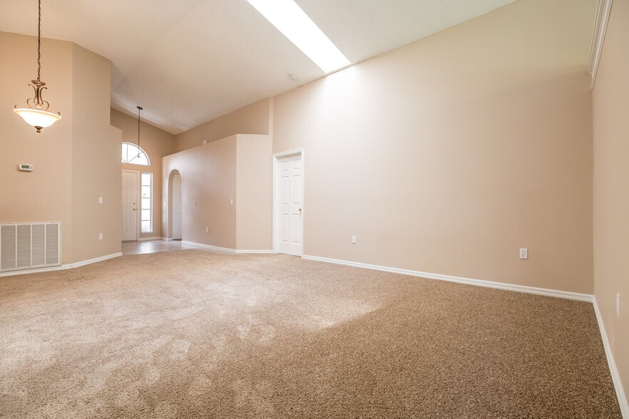 Building Photo - 792 Alto Pl