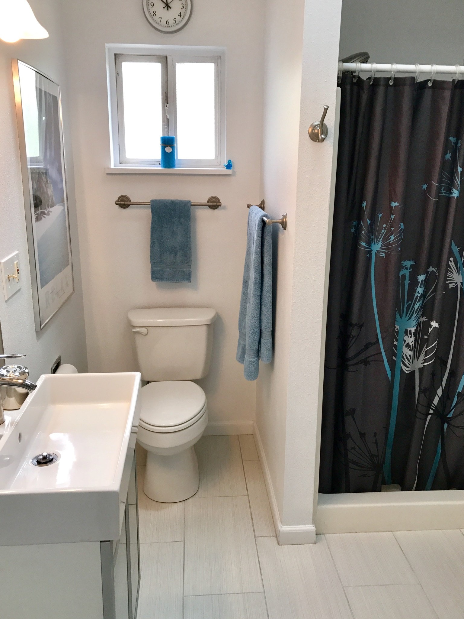 Main bath w/shower - 13301 56th Ave S