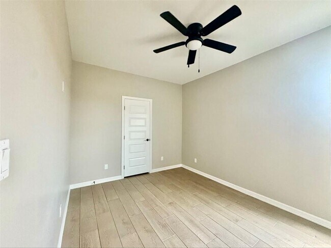 Building Photo - 23 Maryland St