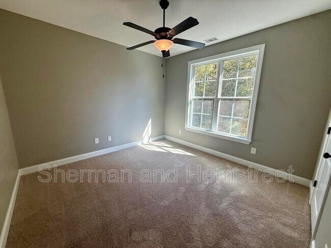 Building Photo - 4239 Windslow Dr