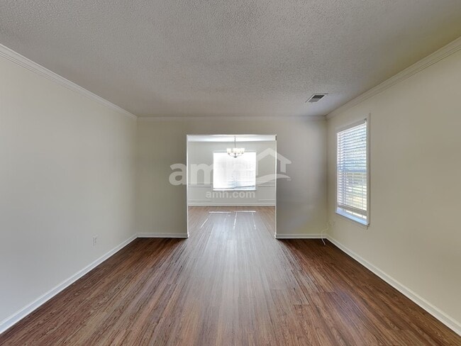 Building Photo - 3232 Spring Mesa Dr SW