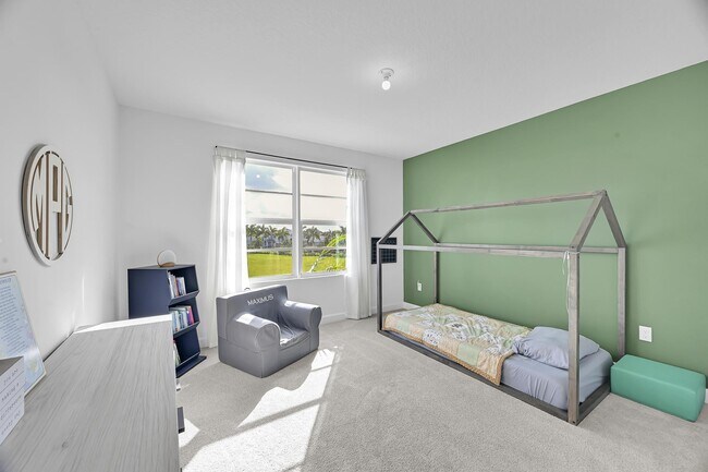 Building Photo - 14119 SW Safi Ter