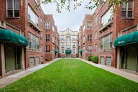 Building Photo - 5162 S King Dr