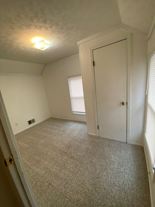 Bedroom #2 - 254 Oak St