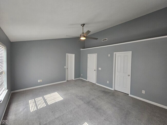 Building Photo - 9062 Sparta Dr