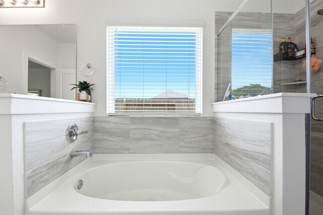 Building Photo - 4821 Magnolia Spgs Dr