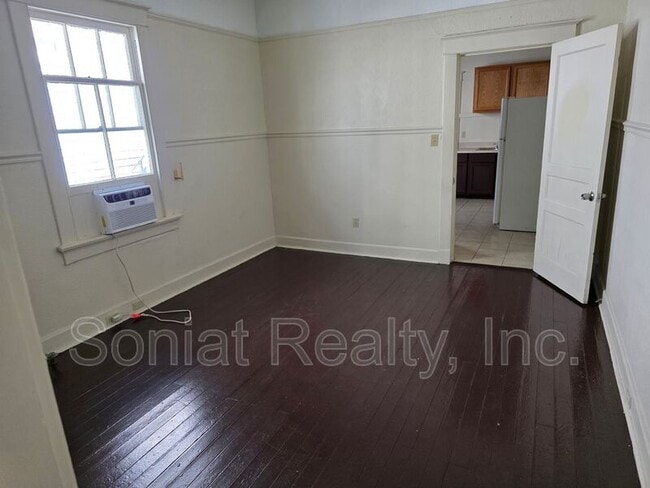 Building Photo - 430 S St Patrick St