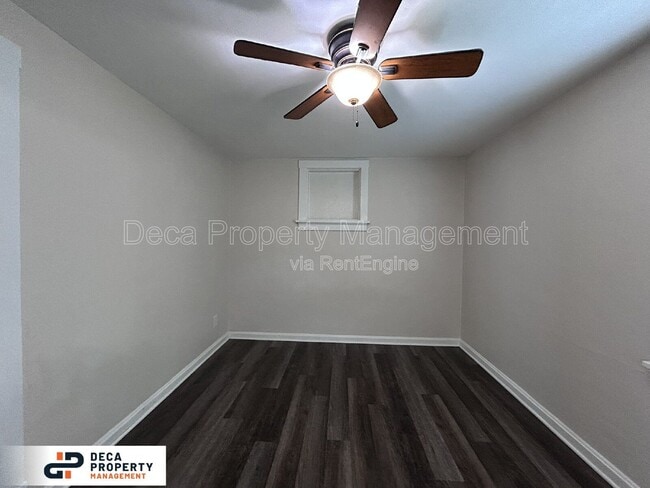 Building Photo - 4930 Tiemann Ave