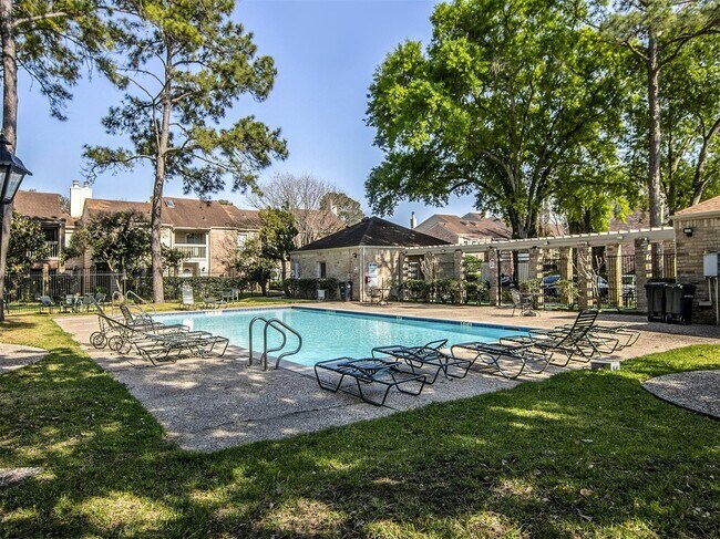 Building Photo - 746 Country Pl Dr