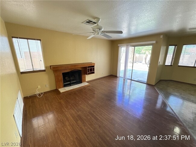 Building Photo - 8240 Marcasel Dr