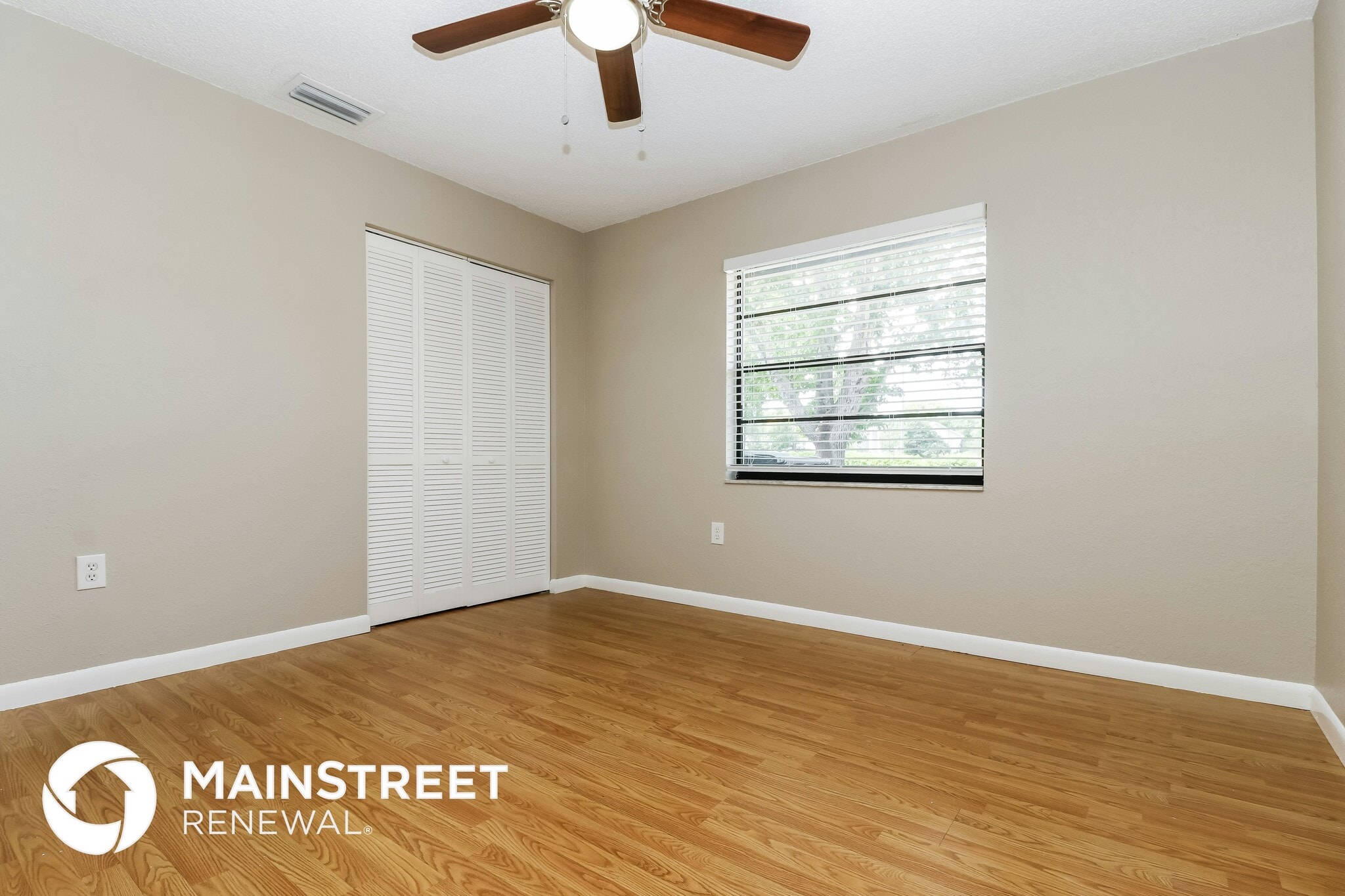 Building Photo - 5459 Hornaway Ave