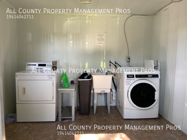 Building Photo - 401 7th St W