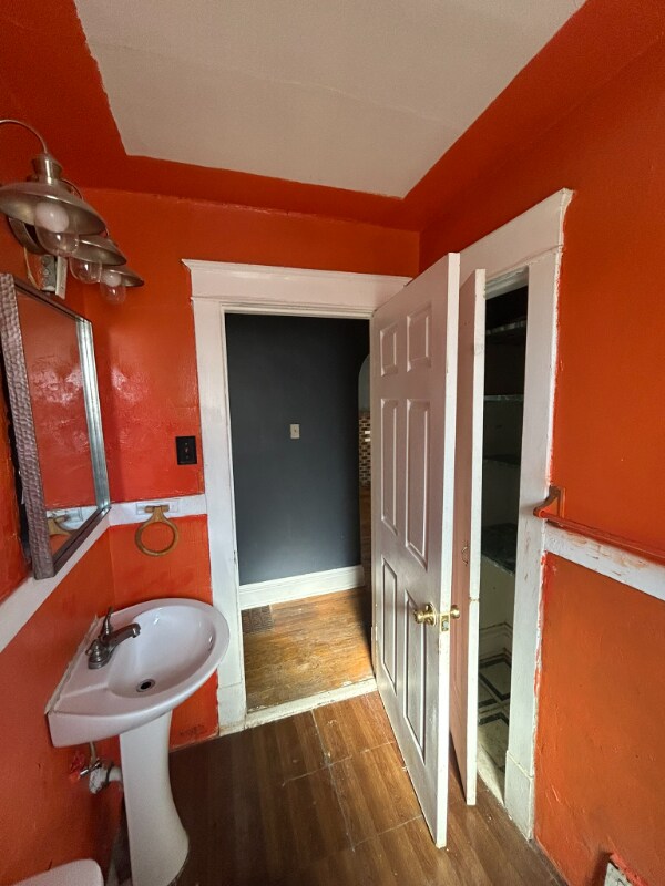 Building Photo - 5621 Hodiamont Ave