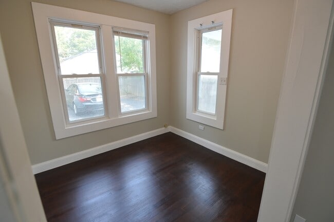 Building Photo - 1533 Spring Garden Ave