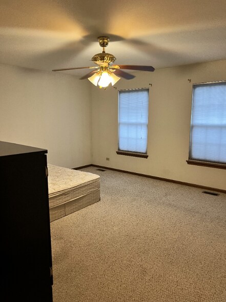 Building Photo - 443 Highplains Rd