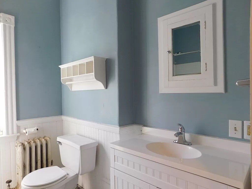 Building Photo - 24 Park Ave