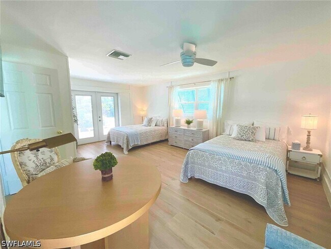 Building Photo - 1530 Mandarin Rd