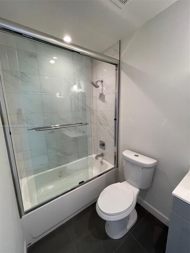 Building Photo - 4736 NW 15th Ct