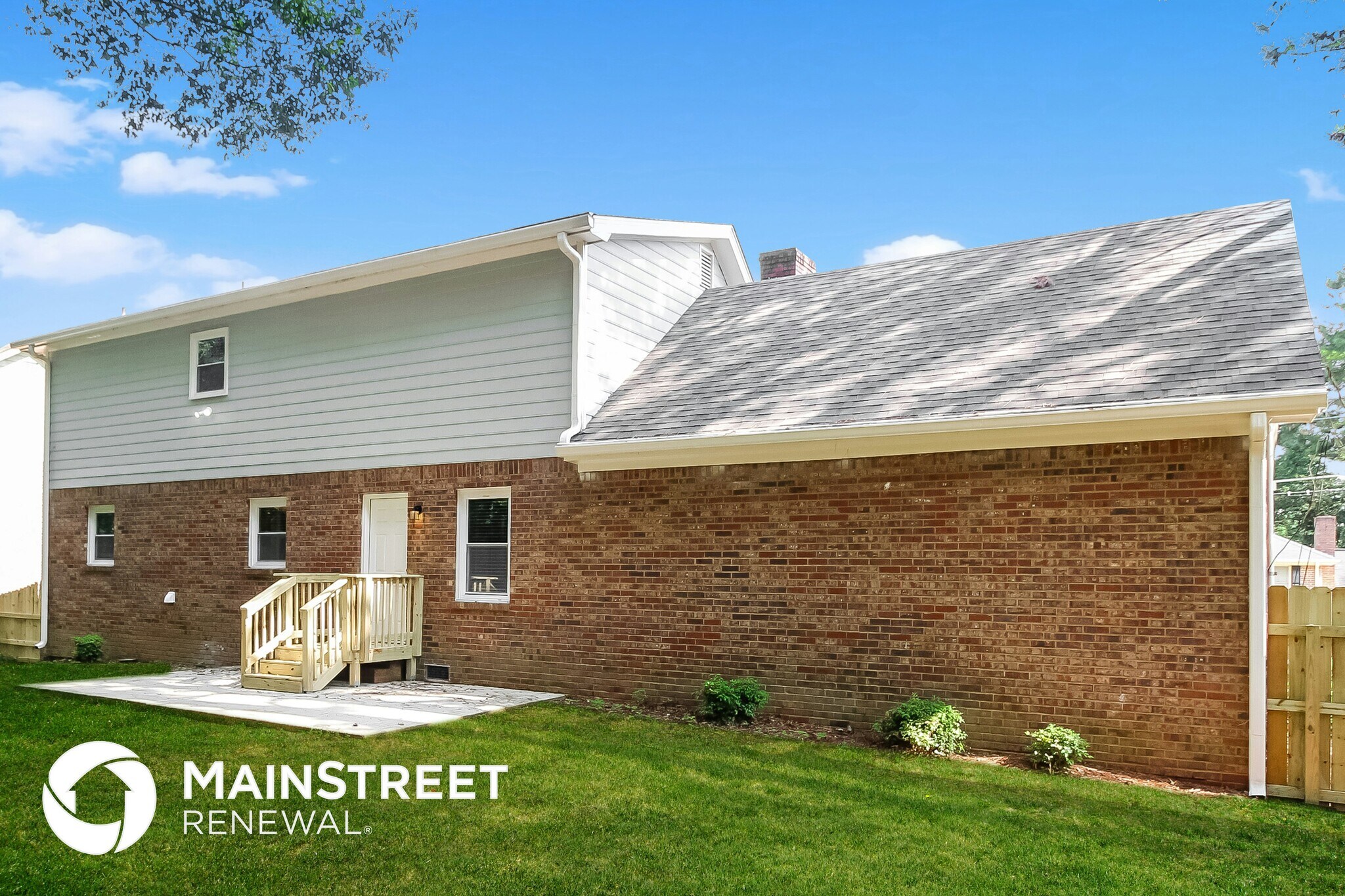 Building Photo - 6348 Phillips Pl