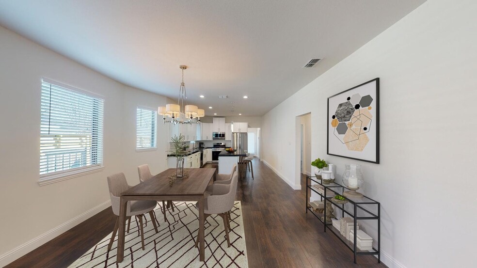 Building Photo - Beautifully renovated Bishop Arts District home near Lake Cliff Park