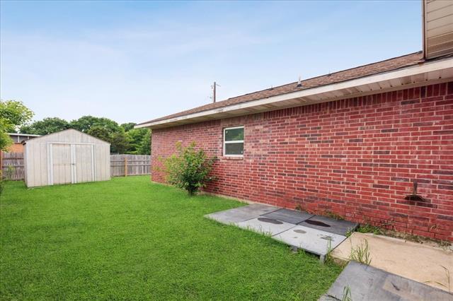 Building Photo - 4043 Gray Oak Pl