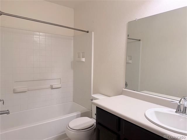 Building Photo - 1517 S Dallas Cir