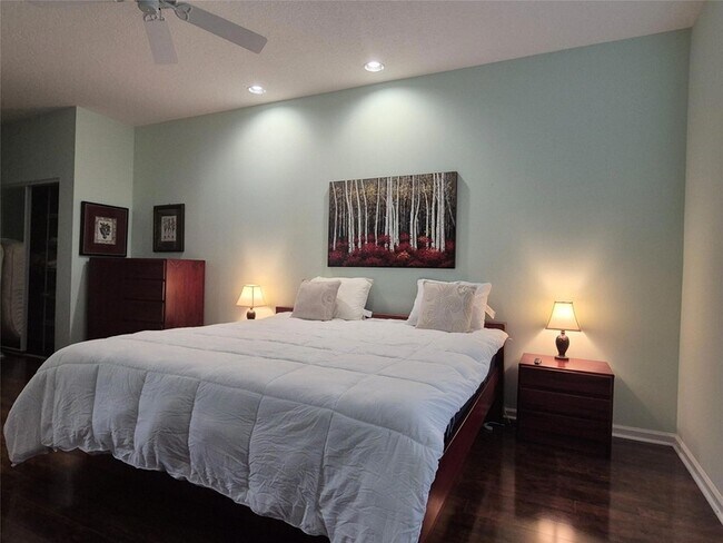 Building Photo - 12752 Coral Lakes Dr