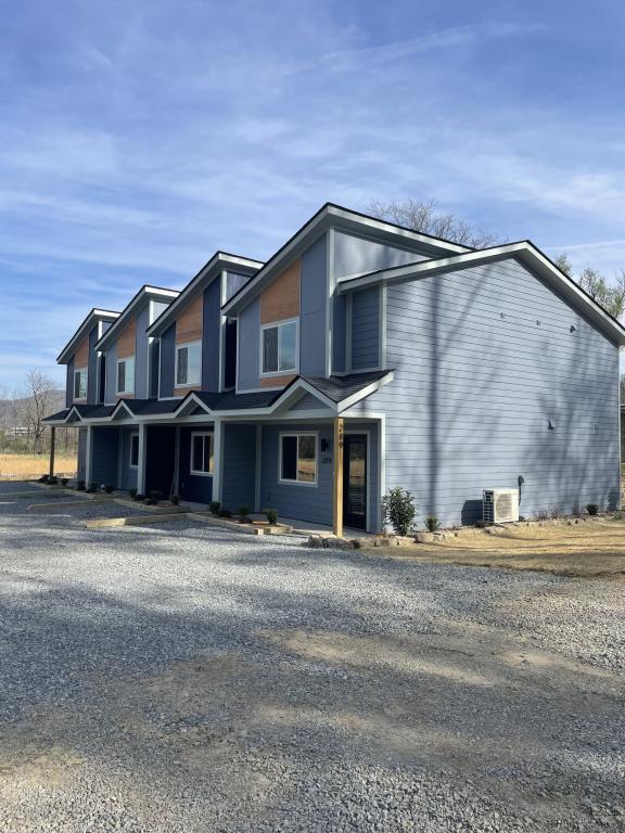 Building Photo - 289 Frst Hl Rd