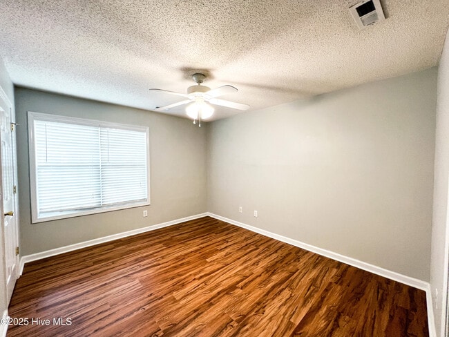 Building Photo - 7321 Verona Dr