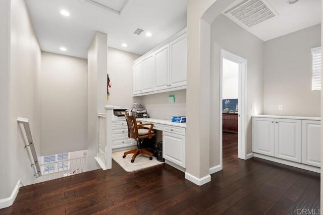 Building Photo - 640 Seaward Ave