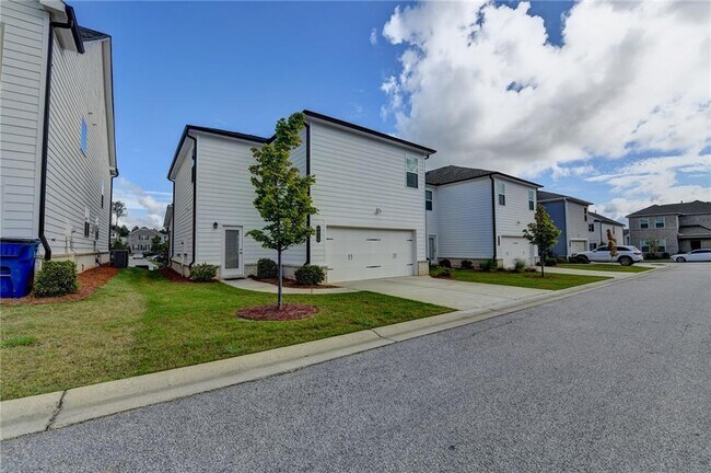 Building Photo - 4335 Magpie Dr