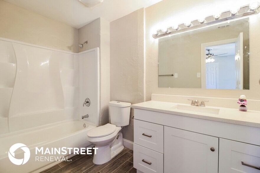 Building Photo - 1638 Chisolm Trail