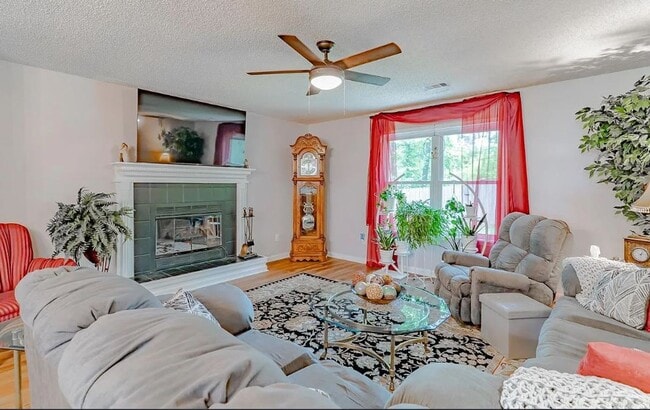 Building Photo - 1207 Hunters Run Cove