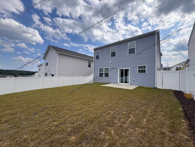 Building Photo - 131 River Bank Rd
