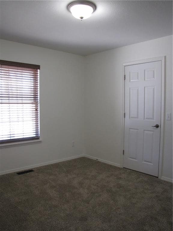 Building Photo - 70 Merritt Dr