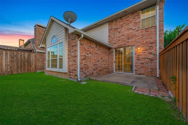 Building Photo - 511 Poplar Ln